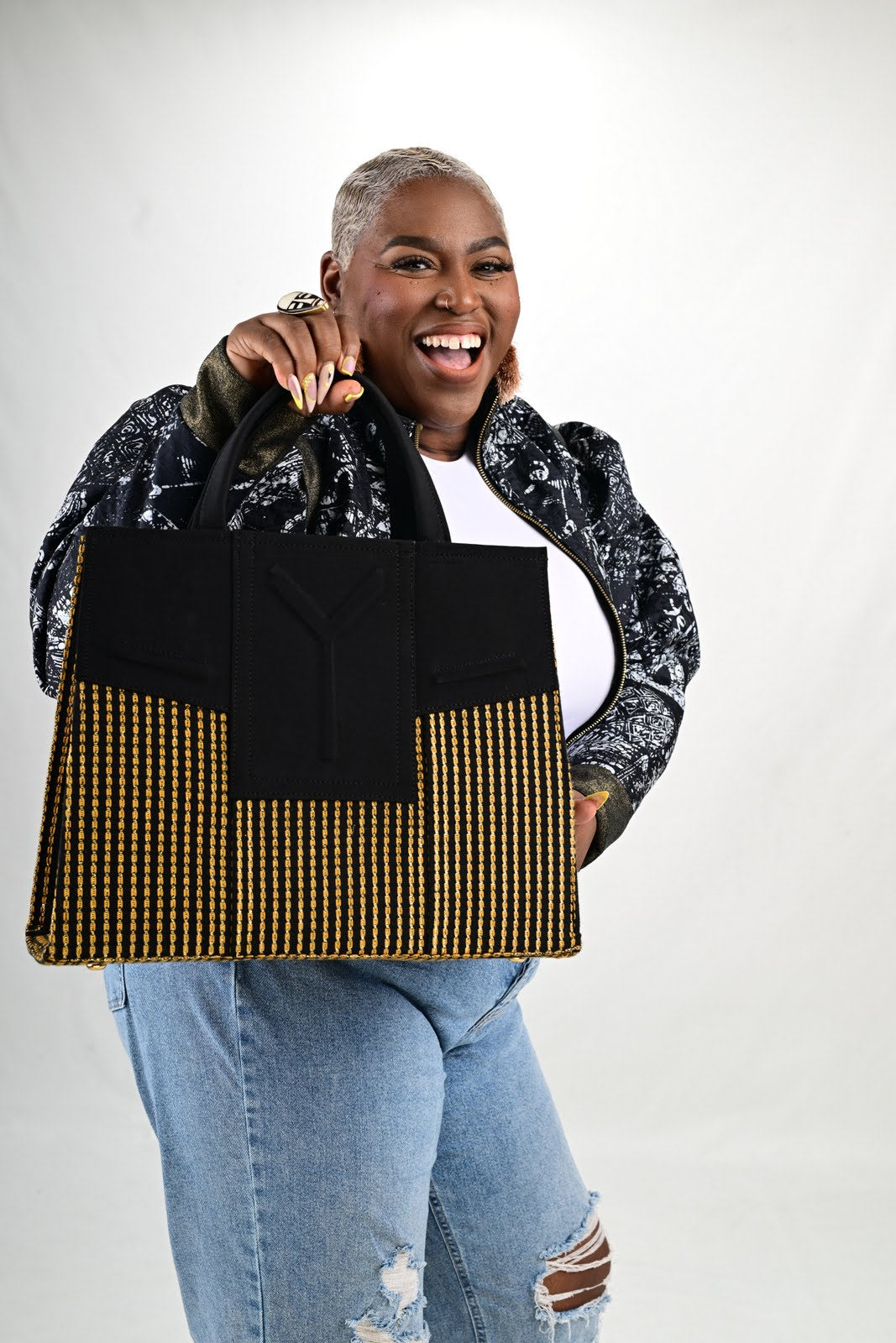 Yelé Asooke Purse – Luxe Gold Stripes