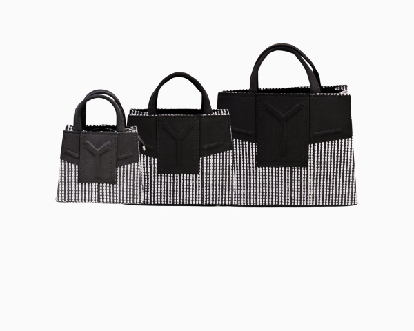 Yelé Asooke Purse – Monochrome Elegance Collection