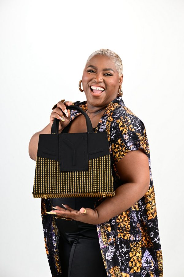 Yelé Asooke Purse – Luxe Gold Stripes Collection
