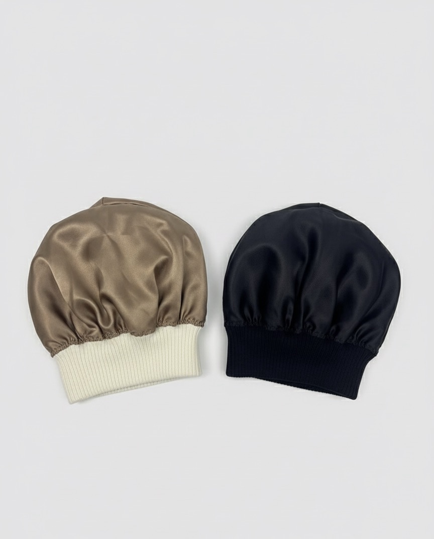 Yelé Silk-Lined Beanie – Luxury Winter Hat for Hair Protection