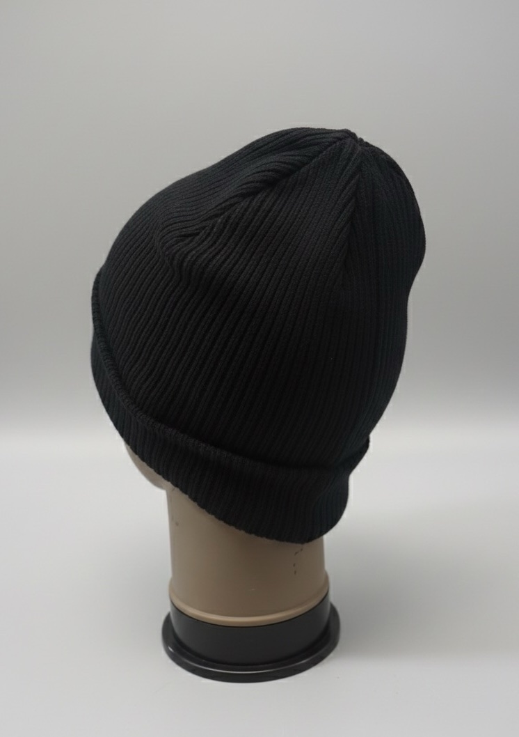 Yelé Silk-Lined Beanie – Luxury Winter Hat for Hair Protection